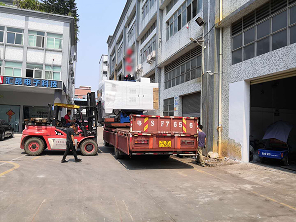 數(shù)控雕銑機